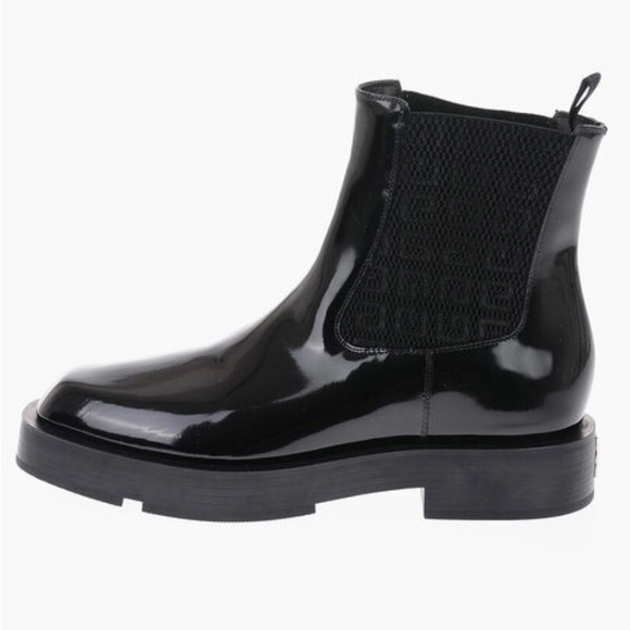 Givenchy Patent Leather Chelsea Booties with Monogram Elastic Insert. Size 6 - Picture 5 of 9